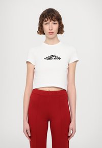 Футболка Футболка