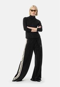 Брюки Брюки