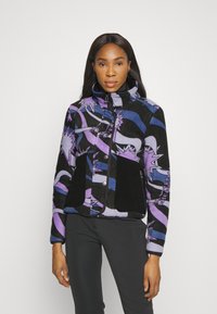 Флисовая куртка Флисовая куртка