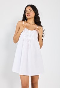 Платье Платье