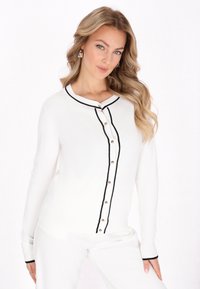 Твинсет Твинсет