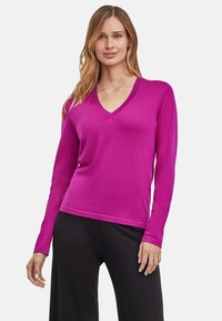 Пуловер Пуловер