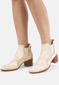 Ботинки челси Ботинки челси