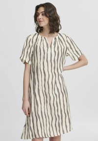 Летнее платье Летнее платье