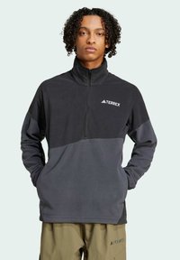 Флисовая кофта Флисовая кофта