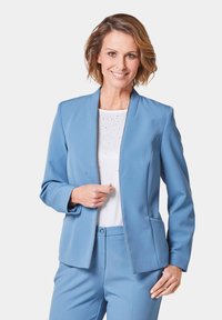 Блейзер Блейзер