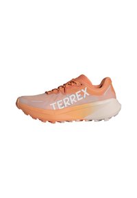 Беговые кроссовки Беговые кроссовки