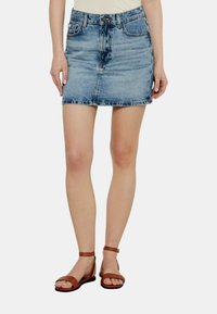 Джинсовая юбка Джинсовая юбка