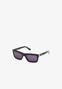 Солнечные очки Солнечные очки