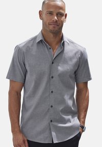 Рубашка с коротким рукавом Рубашка с коротким рукавом