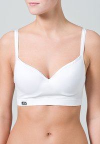 Бюстгальтер на косточках Бюстгальтер на косточках