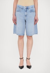 Широкие брюки Широкие брюки