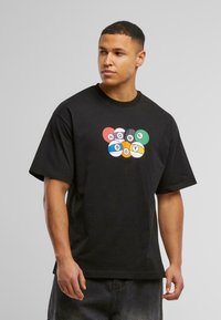 Футболка Футболка