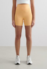 Шорты Шорты