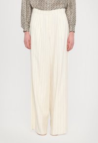 Брюки Брюки