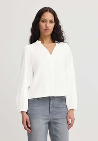 Блузка Блузка