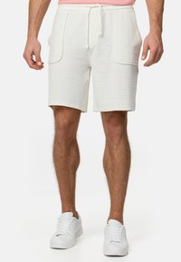 Шорты Шорты