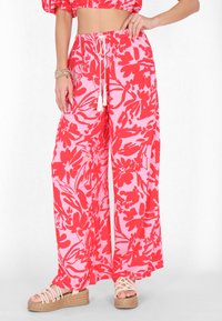 Широкие брюки Широкие брюки