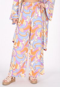 Широкие брюки Широкие брюки