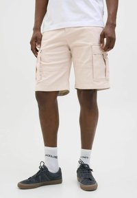 Шорты Шорты