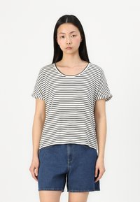 Футболка Футболка