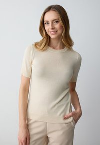 Футболка Футболка