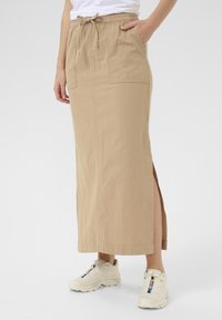 Юбка с накладными карманами Юбка с накладными карманами