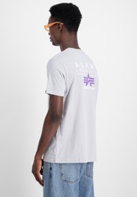 Футболка Футболка