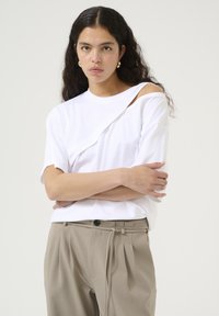 Футболка Футболка