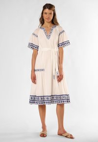 Летнее платье Летнее платье