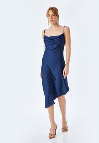 Летнее платье Летнее платье