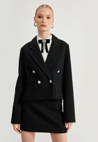 Блейзер Блейзер