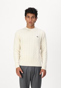 Пуловер Пуловер