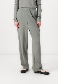 Брюки Брюки