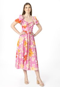 Летнее платье Летнее платье