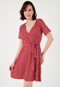 Летнее платье Летнее платье