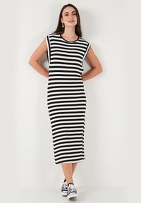 Летнее платье Летнее платье