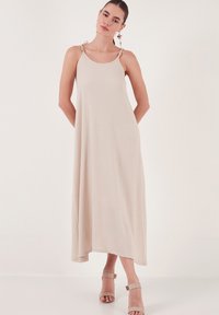 Платье Платье