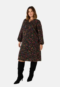 Летнее платье Летнее платье