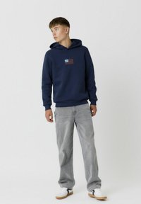 Джинсы Джинсы