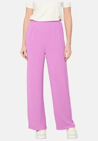 Широкие брюки Широкие брюки