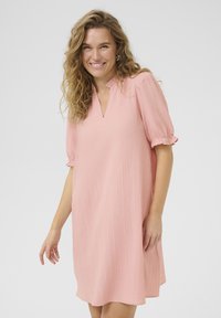 Короткое платье Короткое платье