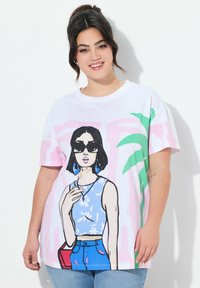 Футболка Футболка