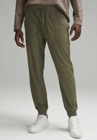 Спортивные штаны Спортивные штаны