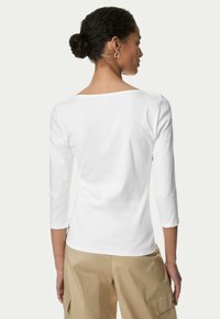 Майка с рукавом три четверти Майка с рукавом три четверти