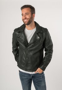 Кожаная куртка Кожаная куртка