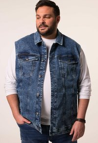 Жилет Жилет