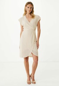 Летнее платье Летнее платье