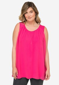 Длинный топ Длинный топ