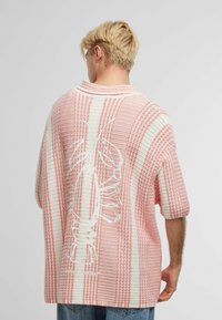 Рубашка с коротким рукавом Рубашка с коротким рукавом